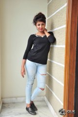 Tejaswi Madivada at Kerintha Movie Success Meet